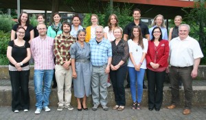 Die im Sommer 2013 verabschiedeten Kollegen zusammen mit Schulleiter Kajo Hammann und Elisabeth Wagner, der ÖPR-Vorsitzenden.