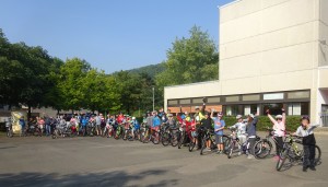 Die Radfahrer bei ihrer Rückkehr ans FSG.