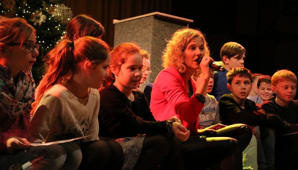 Große Begeisterung nach Weihnachtskonzert in der Aula