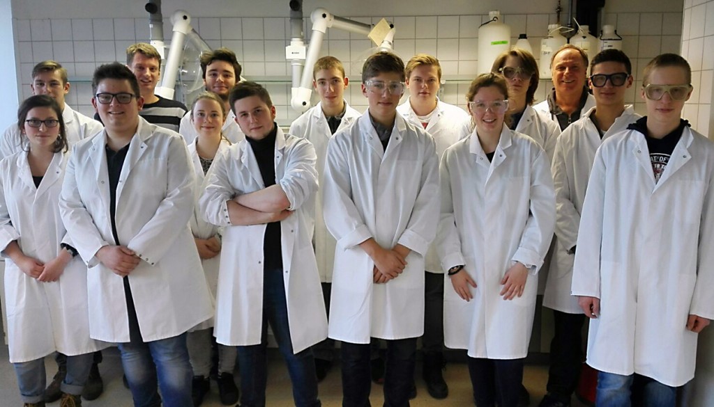 Chemie-Leistungskurse an der Uni